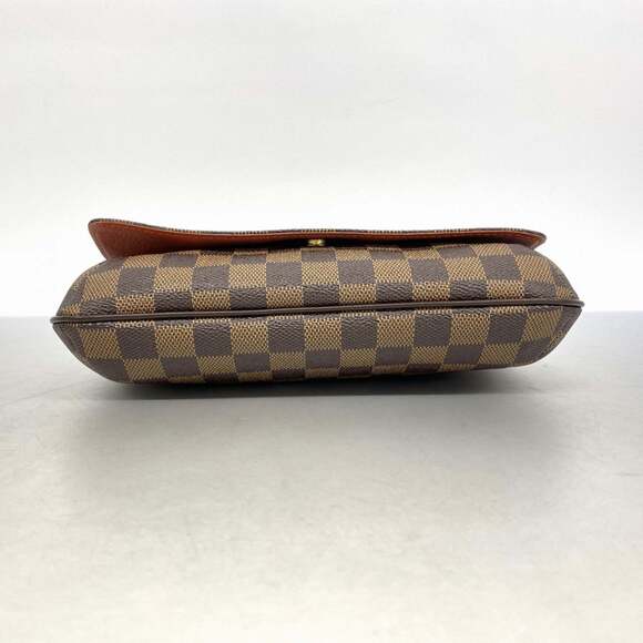 LOUIS VUITTON Brown Damier Shoulder Bag - Picture 3 of 12